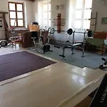 Stara Skola - - Cely Komplex- 10 Luzek * Cakova